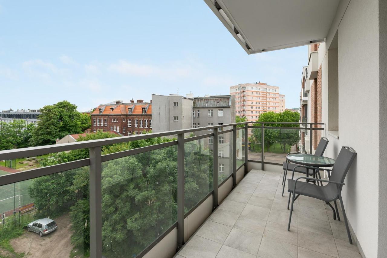 Garden Gate Apartments Old Town Parking 格但斯克 外观 照片